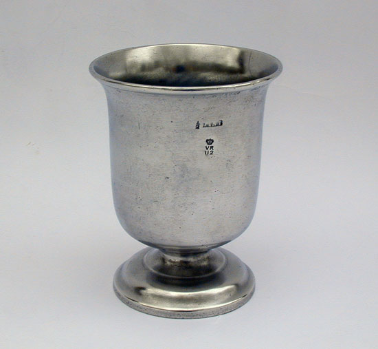 An Unmarked English Pewter Domestic Cup