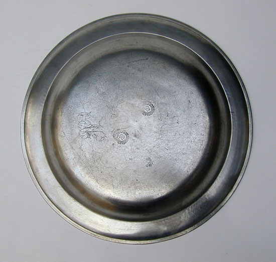 A Jacob Whitmore Antique American Pewter Deep Dish