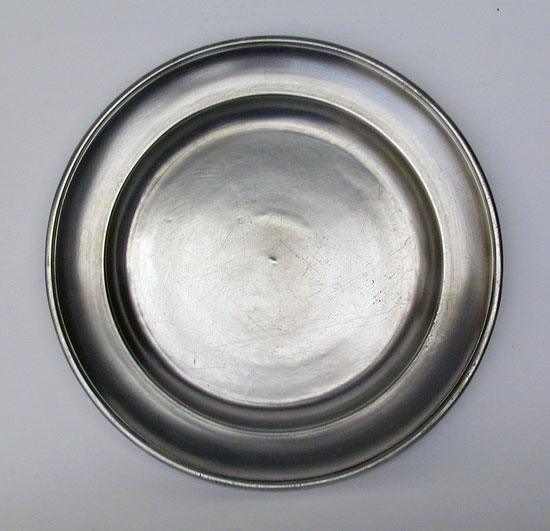 An Antique American Single Reed Rim Pewter Plate by Thomas Danforth III