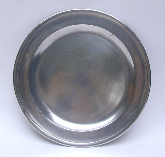 An Unmarked Antique American Pewter 12