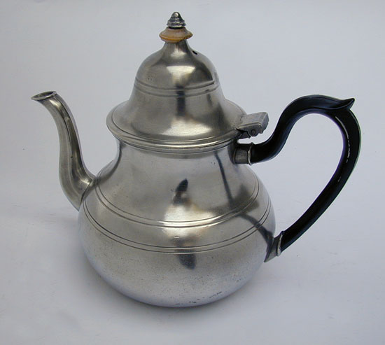 Export Teapot by Ingram & Hunt of Bewdley