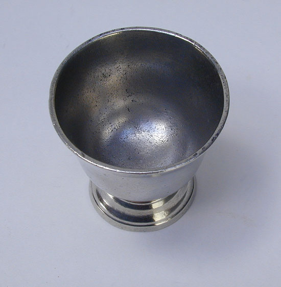 An Unmarked American Dram Cup