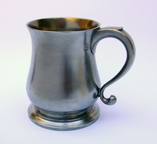 A Pint Tulip Export Mug by Townsend & Compton